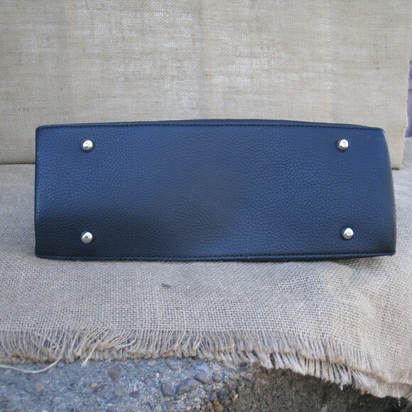 Black Nine West Tote Purse Faux Leather - Picture 4 of 16